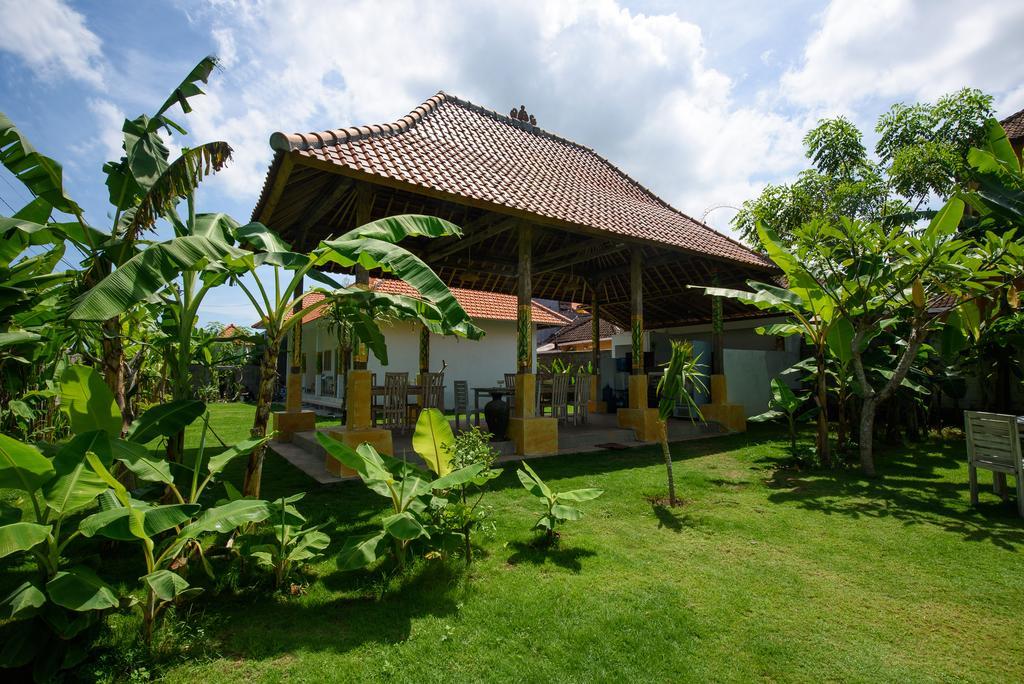 Asung Guesthouse Canggu  Exterior photo